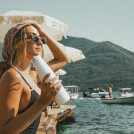 Onegreenbottle BOTL the Best BPA-Free Reusable Bottle With Leakproof Cap